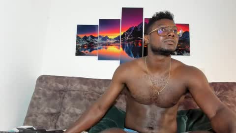 Snapshot of dilaan_carter chatting on 11.29.25 joshua online show from 11.29.25