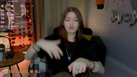 Snapshot of dilara_xbaby chatting on 02.21.26 Dilara online show from 02.21.26