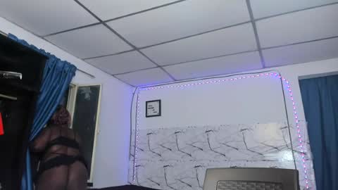 Snapshot of dilay__x chatting on 07.10.26 dilay__x online show from 07.10.26