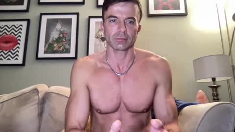 Dillon online show from 02.11.25