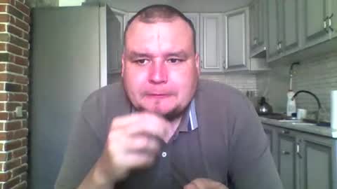 Snapshot of dimasvit5306 chatting on 04.15.26 dimasvit5306 online show from 04.15.26