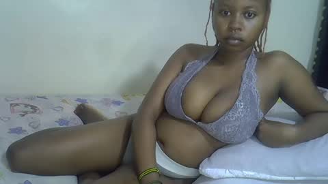 Snapshot of dime010 chatting on 12.05.24 dime online show from 12.05.24