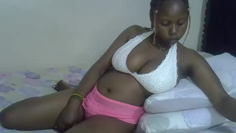 Snapshot of dime010 chatting on 03.08.25 dime online show from 03.08.25