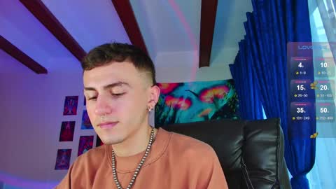 Julian Independent Model online show from 12.04.24