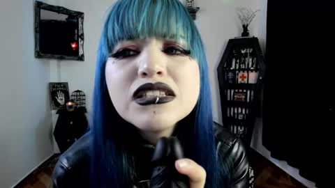 Snapshot of dimmuanddarkness chatting on 09.24.25 dimmuanddarkness online show from 09.24.25