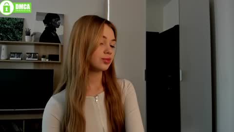 Snapshot of din_star chatting on 02.21.25 Dina online show from 02.21.25