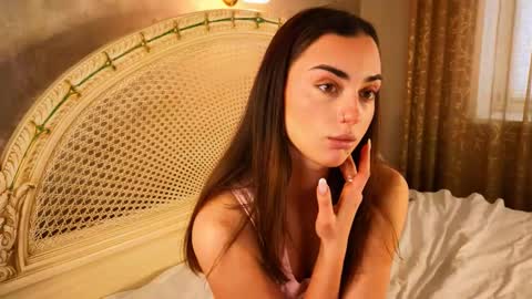 Snapshot of dinacaguimbal chatting on 02.21.26 Dina and ill be glad to be here with you follow to me online show from 02.21.26