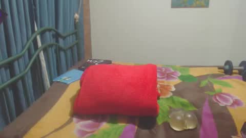 Snapshot of dinchtcams chatting on 10.03.25 Dincht online show from 10.03.25