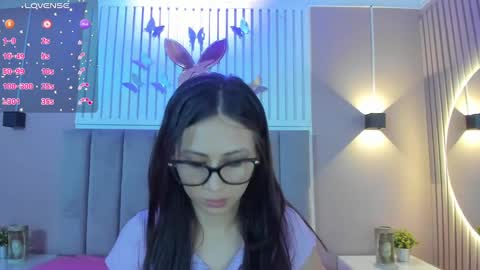 Snapshot of diosa_cristal chatting on 01.17.25 Cristal online show from 01.17.25