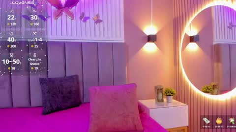 Snapshot of diosa_cristal chatting on 01.23.25 Cristal online show from 01.23.25