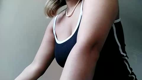 Snapshot of diosadeluniverso_ chatting on 09.23.25 diosadeluniverso_ online show from 09.23.25