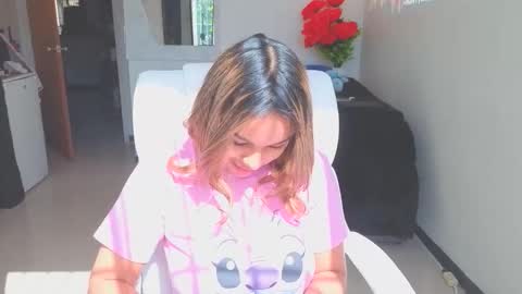 Snapshot of diosadeluniverso_ chatting on 12.19.25 diosadeluniverso_ online show from 12.19.25