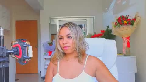 Snapshot of diosadeluniverso_ chatting on 02.23.26 diosadeluniverso_ online show from 02.23.26