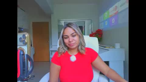 diosadeluniverso_ online show from 04.12.26