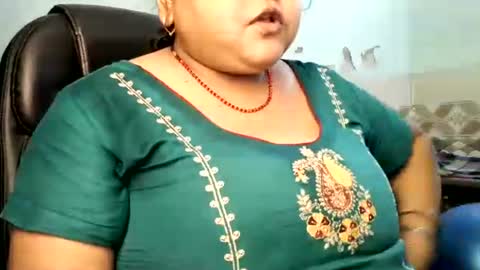 Snapshot of dipa2345569393 chatting on 07.26.26 dipa2345569393 online show from 07.26.26