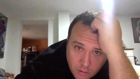 Snapshot of dirme chatting on 02.24.25 dirme online show from 02.24.25