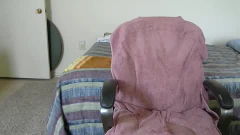 Dee online show from 03.31.26