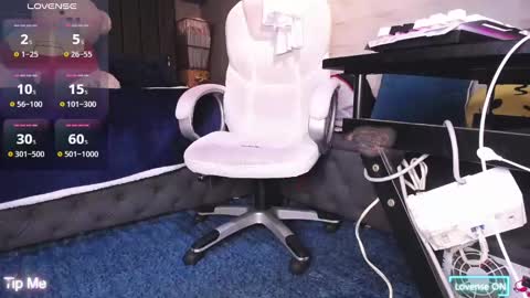 Snapshot of dirty_27cms chatting on 12.28.24 dirty_27cms online show from 12.28.24