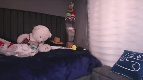 Snapshot of dirty_27cms chatting on 01.15.25 dirty_27cms online show from 01.15.25