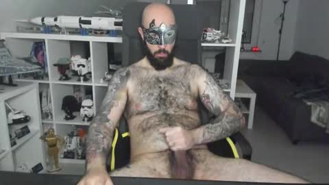 Robert online show from 10.22.25