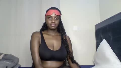 Snapshot of dirtybugg chatting on 05.06.26 dirtybugg online show from 05.06.26