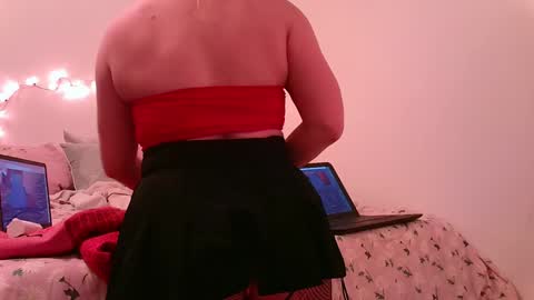 Daisy Wylde online show from 01.28.25