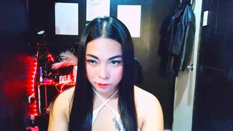 Snapshot of dirtygirls_grace chatting on 02.26.26 grace online show from 02.26.26