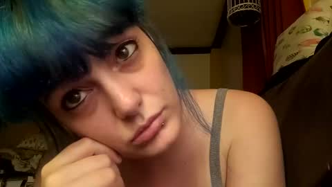 Snapshot of dirtyxhippie21 chatting on 10.05.25 Crystal online show from 10.05.25