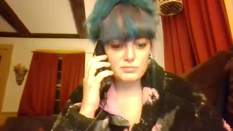 Snapshot of dirtyxhippie21 chatting on 10.30.25 Crystal online show from 10.30.25