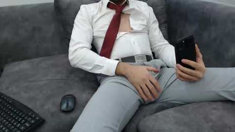 dirtyybooyy77 online show from 12.13.25