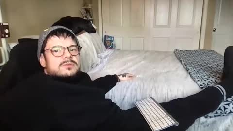 Snapshot of disastersurrounds chatting on 02.20.26 disastersurrounds online show from 02.20.26