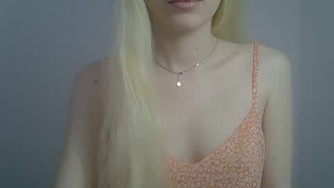 Snapshot of ditamilton chatting on 02.20.26 DitaMilton online show from 02.20.26