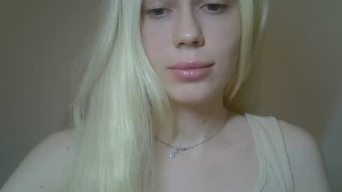 Snapshot of ditamilton chatting on 02.27.26 DitaMilton online show from 02.27.26