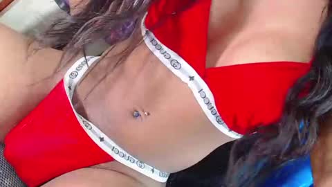 Snapshot of divaxxx4 chatting on 09.12.25 divaxxx4 online show from 09.12.25