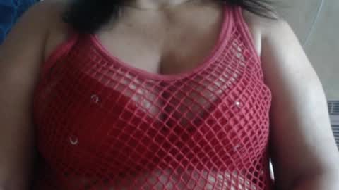 Snapshot of diviina chatting on 06.14.26 diviina online show from 06.14.26