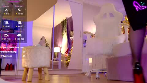 Miss Kim online show from 01.13.25