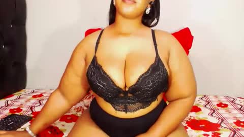 divinebooty93 online show from 01.10.26