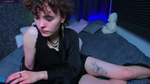 Snapshot of dizer_clop chatting on 02.26.25 Dizer online show from 02.26.25