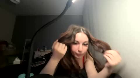dizzydollyy online show from 05.13.26