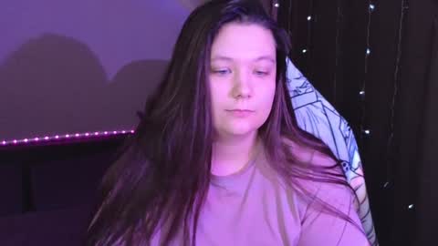 Snapshot of djennapalme chatting on 01.08.25 Jenia online show from 01.08.25