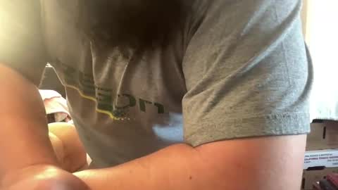 Snapshot of djfreeque chatting on 03.08.25 djfreeque online show from 03.08.25