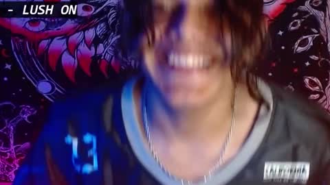 Snapshot of dk_204 chatting on 02.05.25 daiki sx online show from 02.05.25