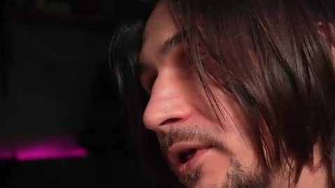 Snapshot of dl_raven chatting on 01.27.25 Silverhand online show from 01.27.25