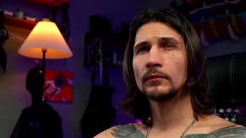 Snapshot of dl_raven chatting on 02.09.25 Silverhand online show from 02.09.25