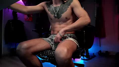 Snapshot of dl_raven chatting on 02.28.25 Silverhand online show from 02.28.25