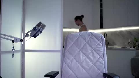 Snapshot of dl_raven chatting on 10.17.25 Silverhand online show from 10.17.25