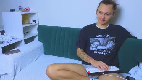 Kirahe  Mirashe online show from 11.30.25