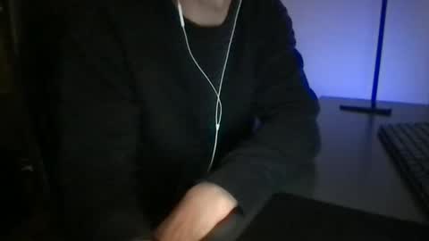 Snapshot of doctor_luv_69 chatting on 05.18.26 doctor_luv_69 online show from 05.18.26