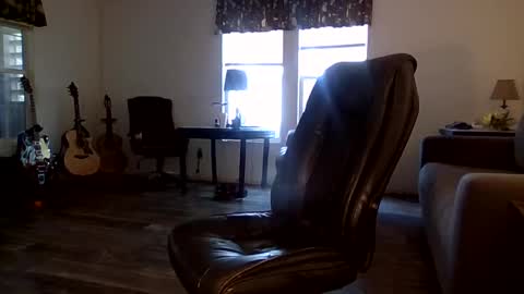 dogluc7 online show from 10.03.25