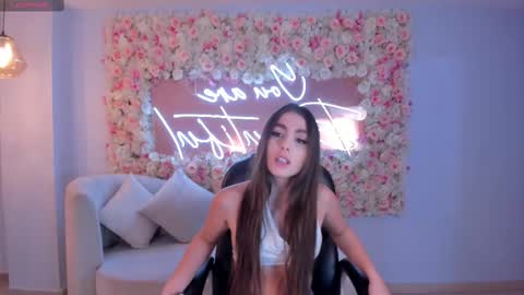 Dolcie  online show from 02.17.25